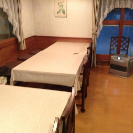 Pension Roku Hakuba Esterno foto